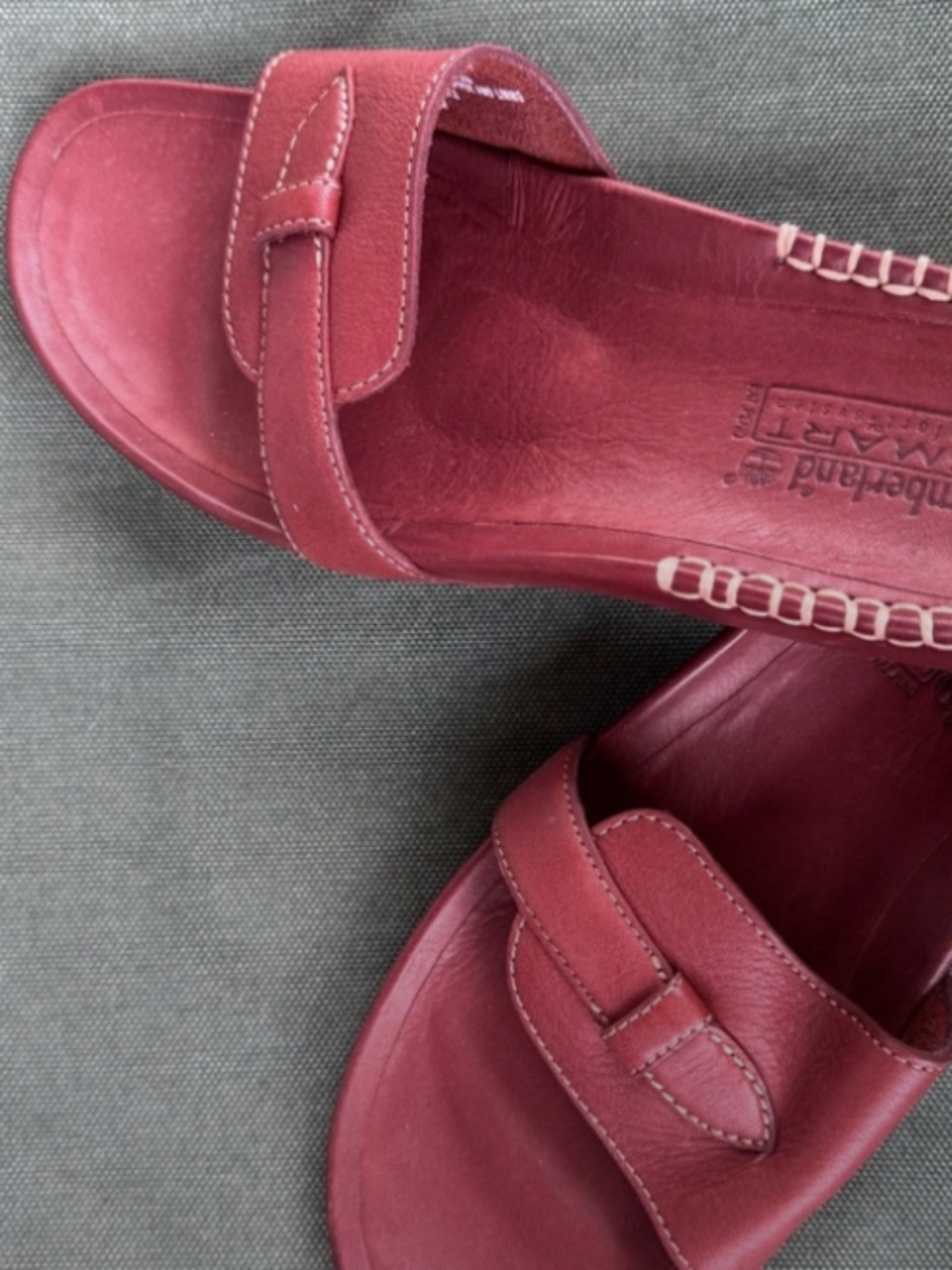 Timberland Women's Burgundy Leather Slide Sandals with Stitched Trim - Picture 7 of 12